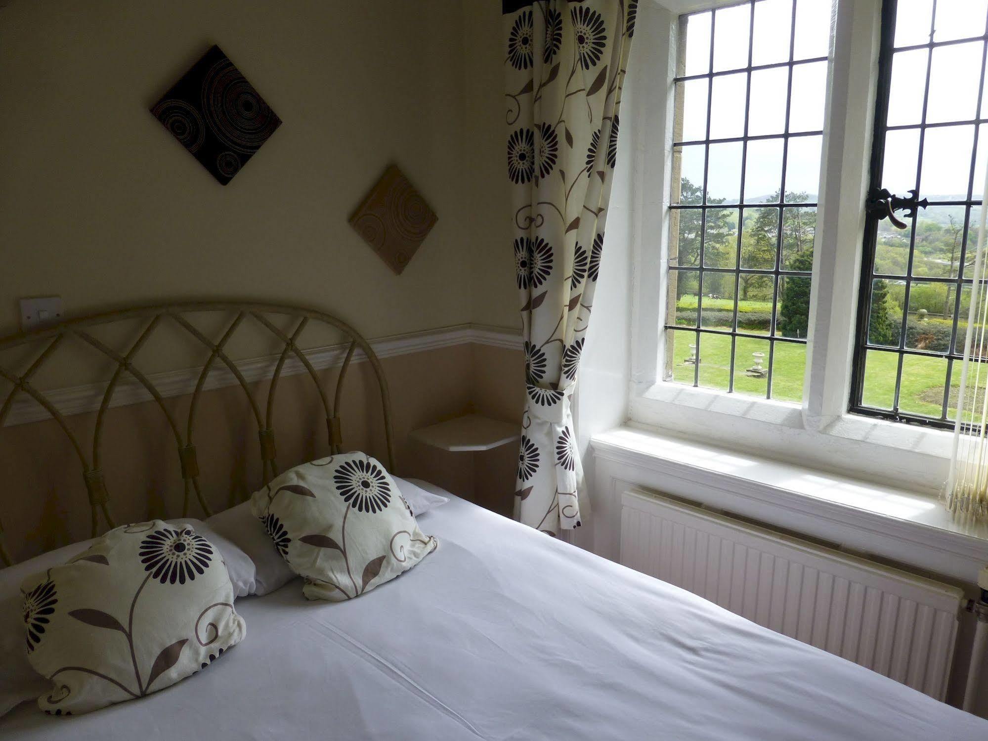 Maes Manor Country Hotel Blackwood  Exterior photo